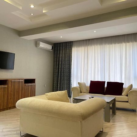 Luxe Azure Apartment Baky Esterno foto