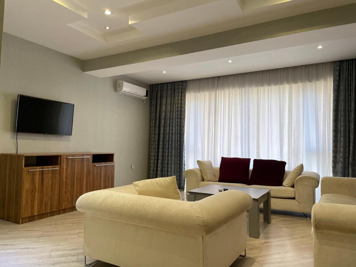 Luxe Azure Apartment Baky Esterno foto