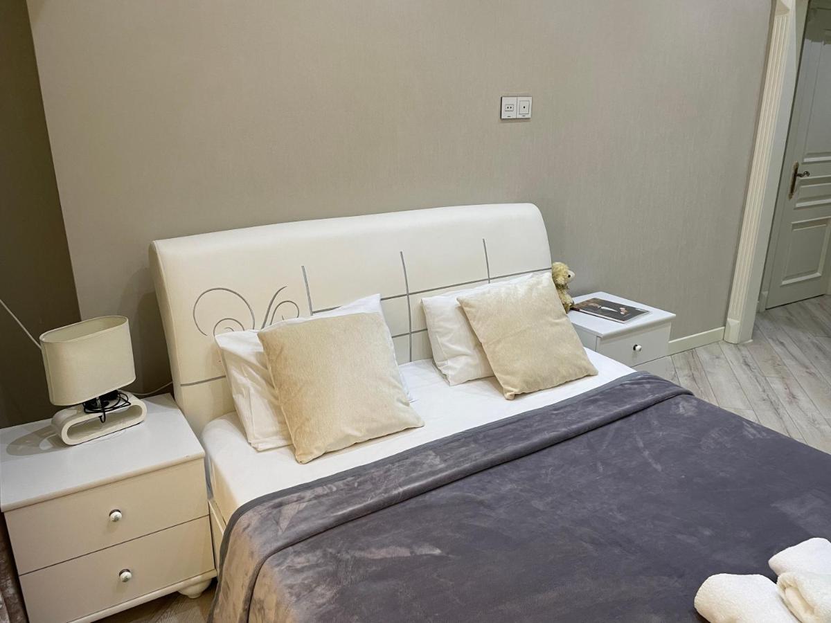 Luxe Azure Apartment Baky Esterno foto