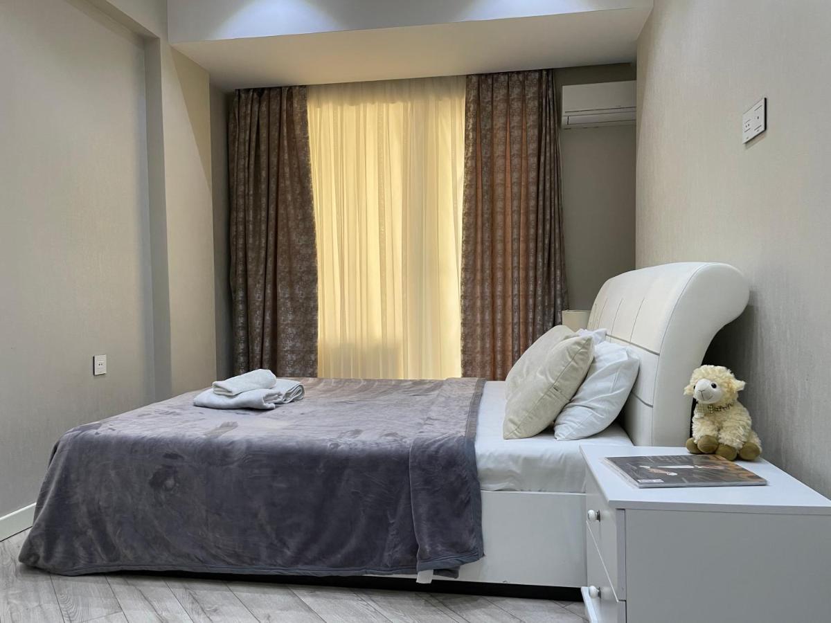 Luxe Azure Apartment Baky Esterno foto