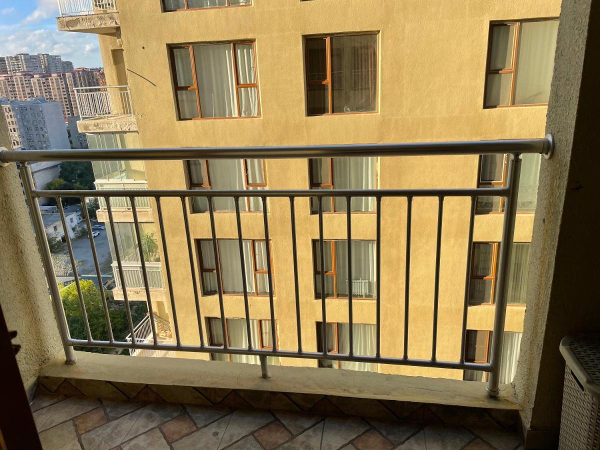 Luxe Azure Apartment Baky Esterno foto